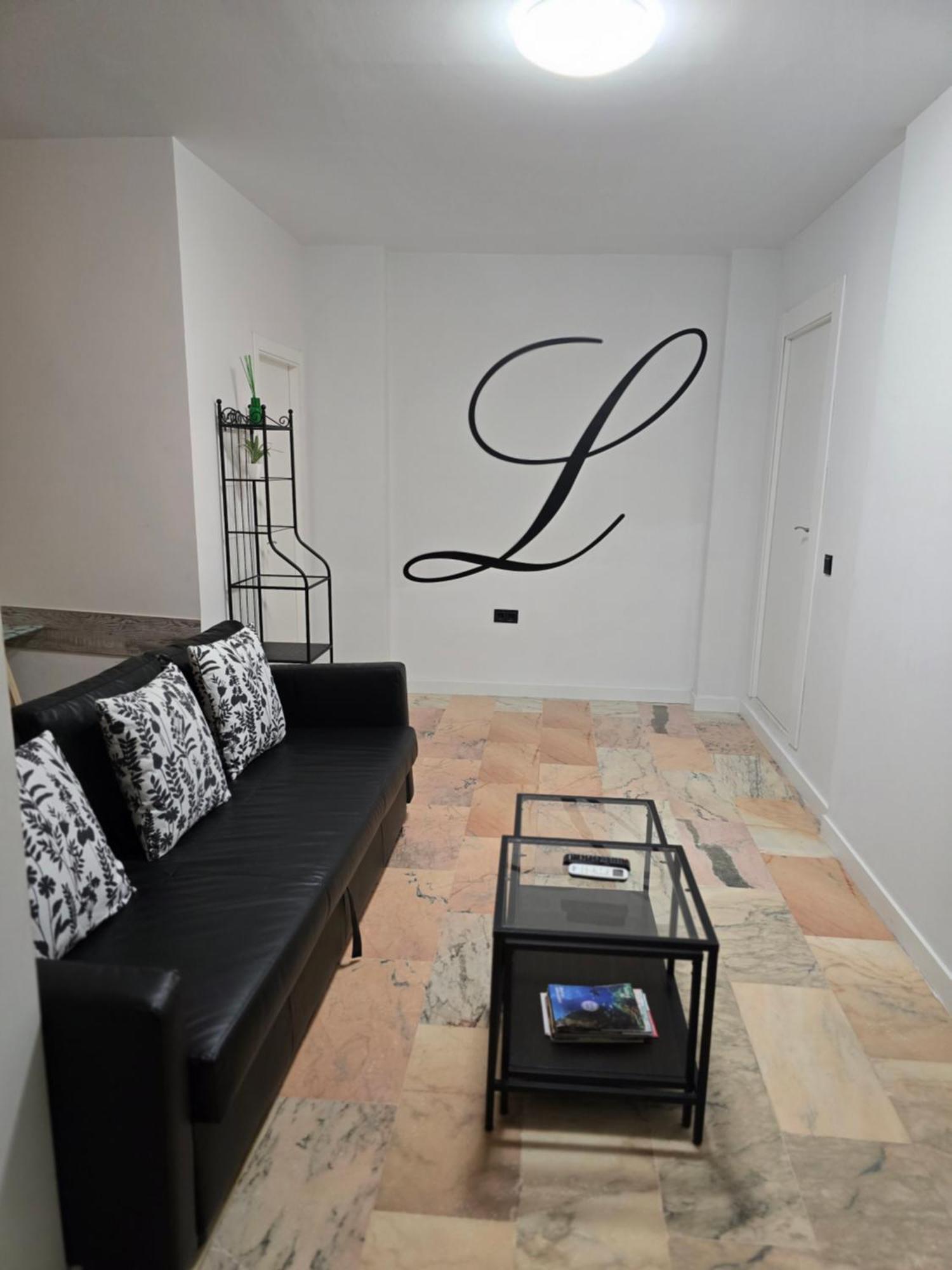 Lhome Sevilha Exterior foto